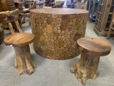 SOLID WOODEN SUAR ROUND COIN TABLE WITH 4 CHAIRS DIA 100 X H70 RRP £1525