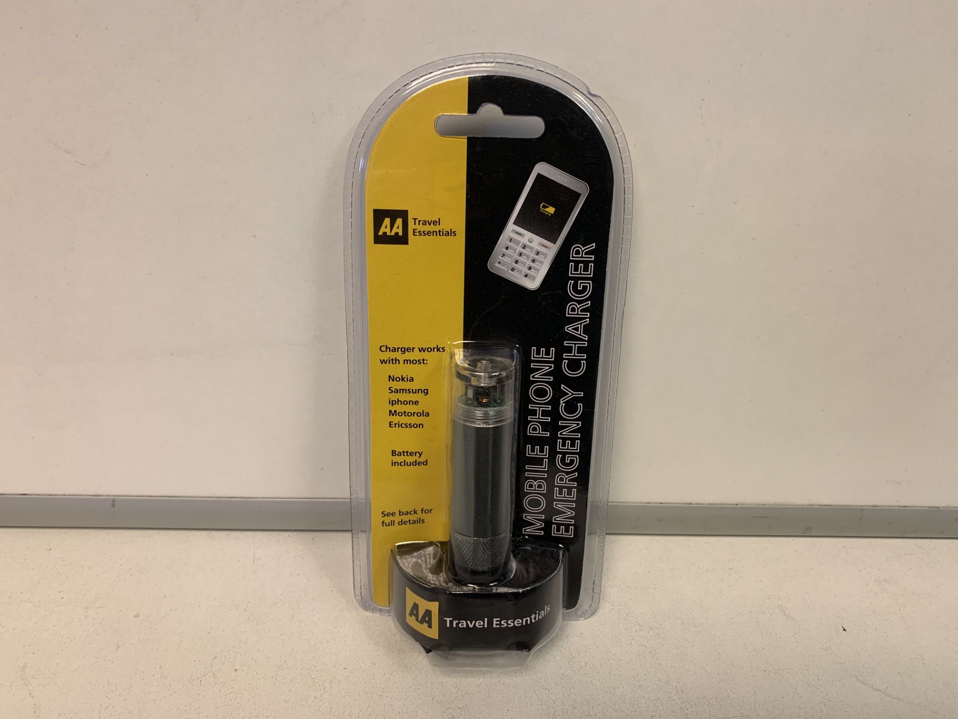 40 X BRAND NEW AA EMERGENCY MOBILE PHONE CHARGERS - Image 2 of 2