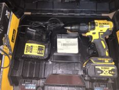 DEWALT DCD778M2T-SFGB 18V 4.0AH LI-ION XR BRUSHLESS CORDLESS COMBI DRILL COMES WITH 1 BATTERY,