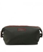 BRAND NEW BARBOUR DRY WAX CONVERTIBLE WASH BAG (5784) RRP £76