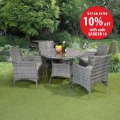 New Boxed - Luxe Lilly 5 Piece Rattan Dining Set. RRP £999. This attractive, contemporary dining set