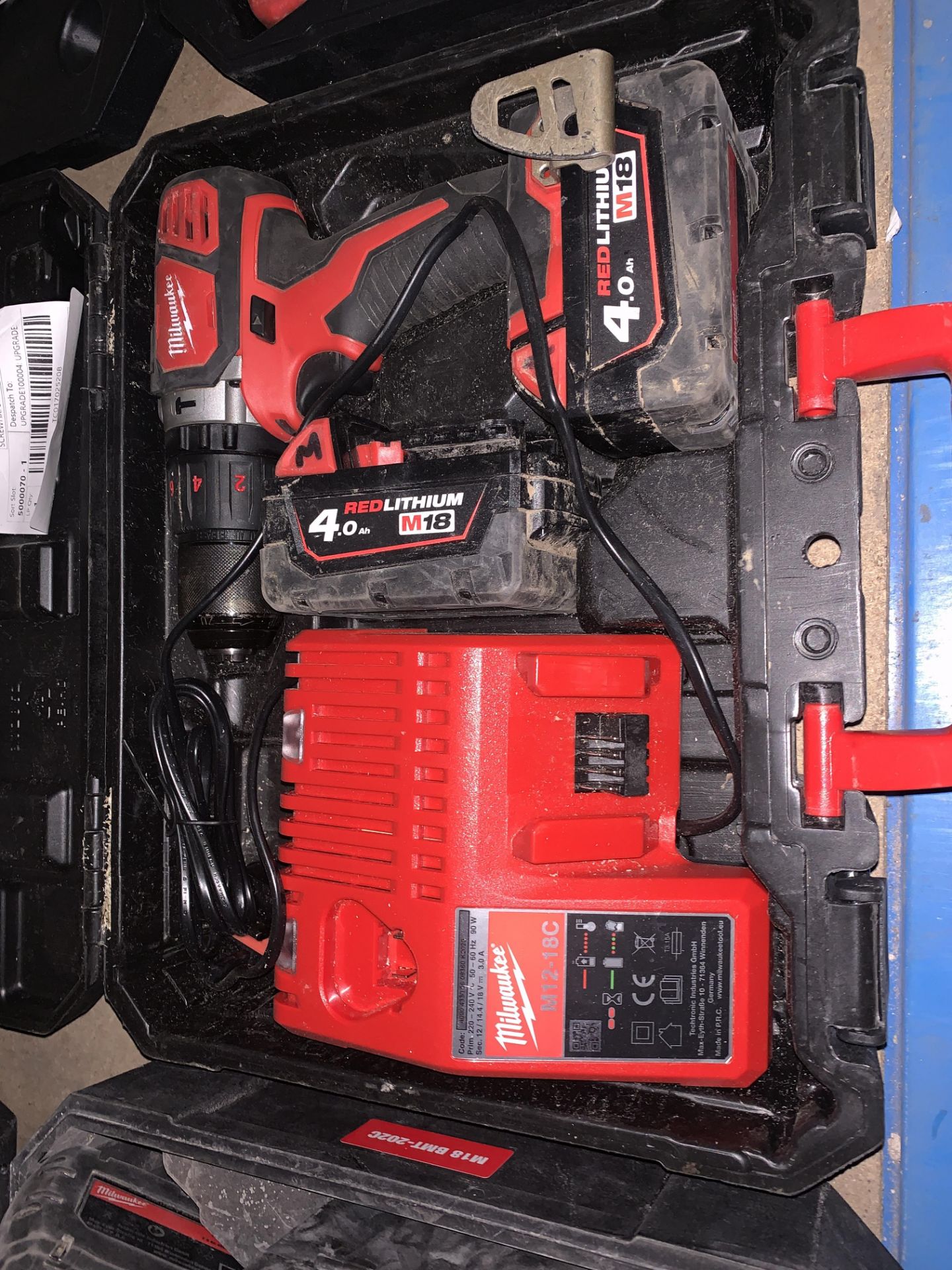 MILWAUKEE M18 BPDN-402C 18V 4.0AH LI-ION REDLITHIUM CORDLESS COMBI DRILL COMES WITH 2 BATTERIES,