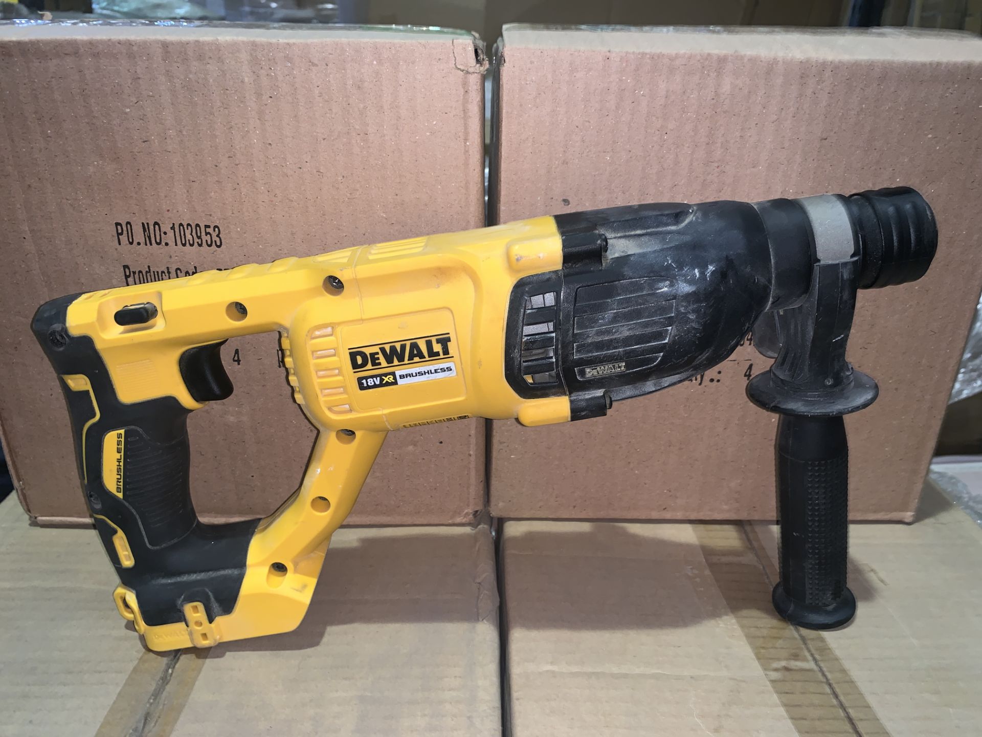 DEWALT SDS PLUS DRILL (UNCHECKED / UNTESTED )