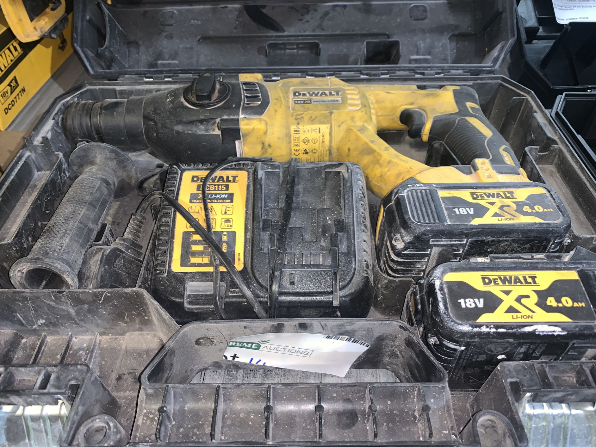 DEWALT DCH033 3KG 18V 4.0AH LI-ION XR BRUSHLESS CORDLESS SDS PLUS DRILL COMES WITH 2 BATTERIES,