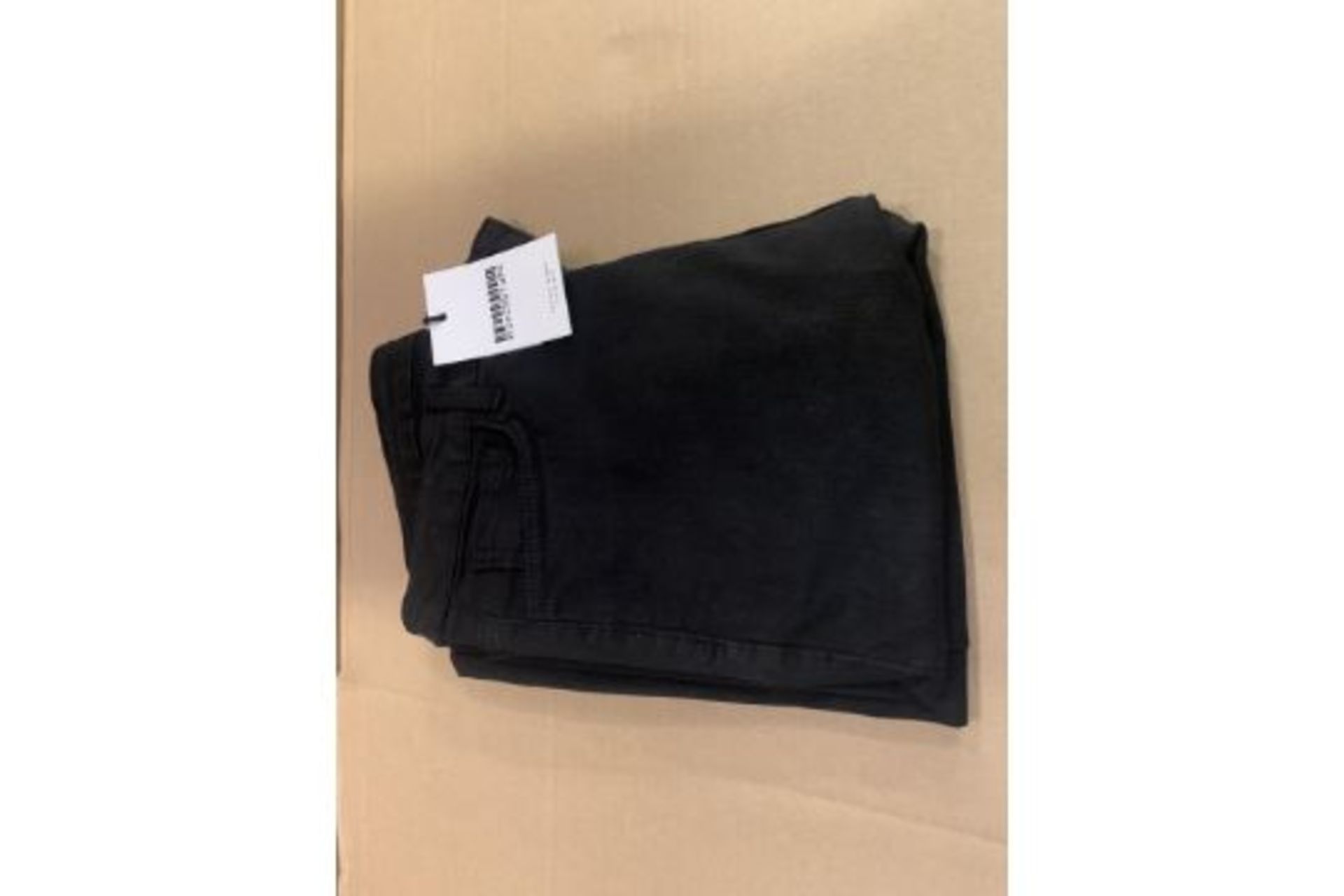 11 X BRAND NEW RISK COUTURE BLACK JEANS SIZES 34S AND 34M (710/13)