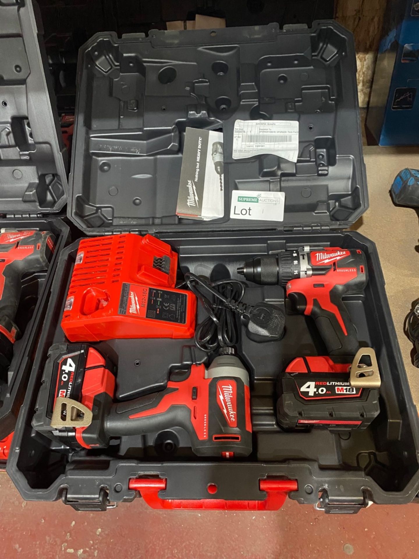 MILWAUKEE M18 BPP2Q-402C 18V 4.0AH LI-ION REDLITHIUM CORDLESS TWIN PACK COMES WITH 2 BATTERIES,