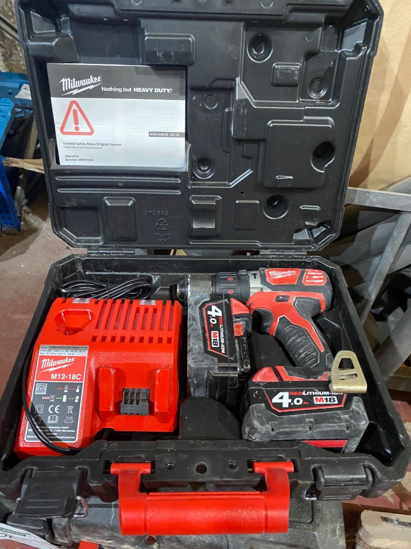 MILWAUKEE M18 BPDN-402C 18V 4.0AH LI-ION REDLITHIUM CORDLESS COMBI DRILL COMES WITH 2 BATTERIES,