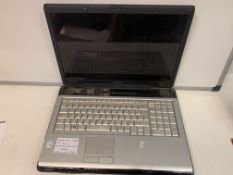 TOSHIBA P200 LAPTOP, 17 INCH SCREEN, 200GB HDD WITH CHARGER