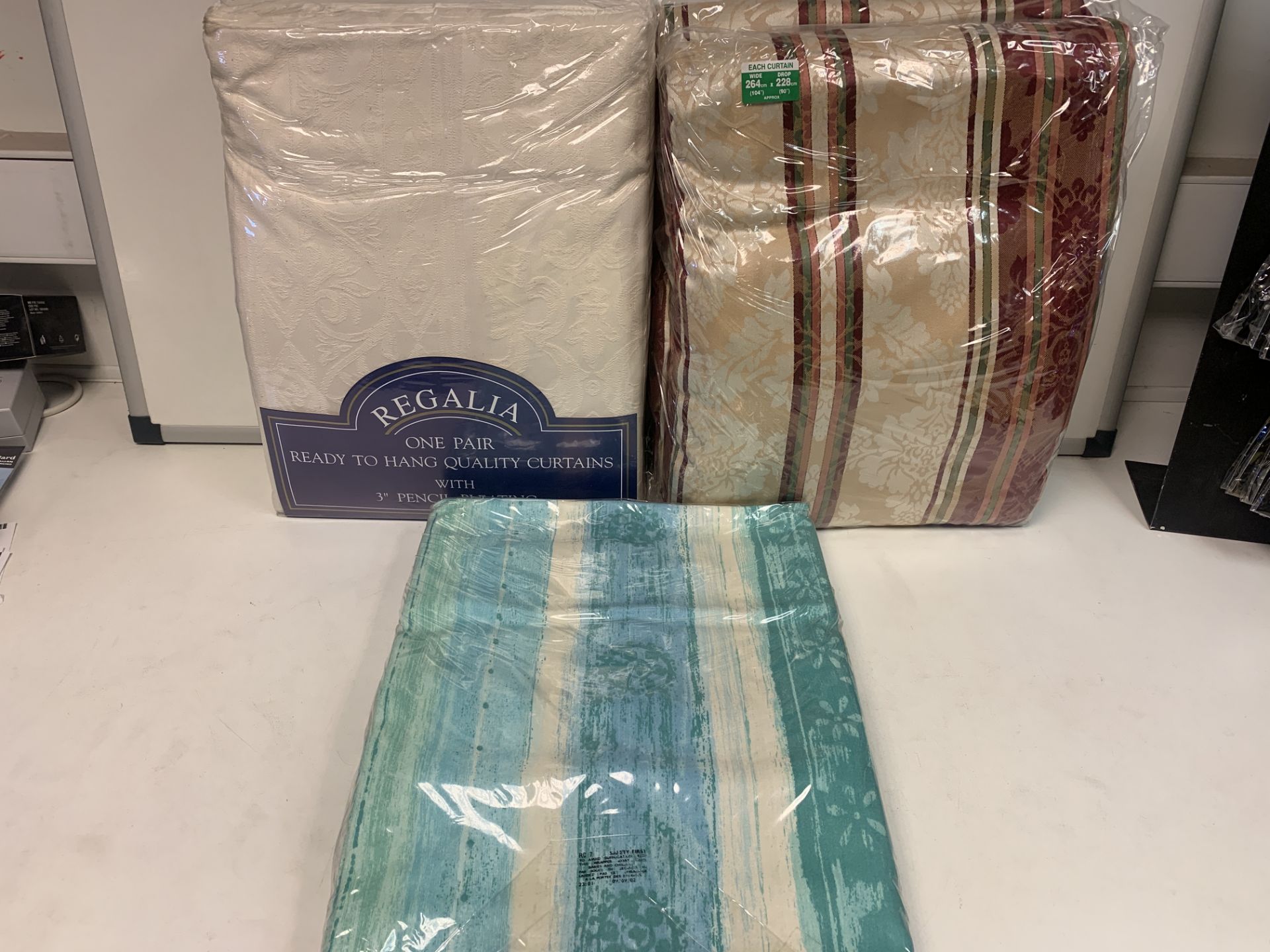 12 X BRAND NEW ASSORTED CURTAINS IN VARIOUS STYLES AND SIZES