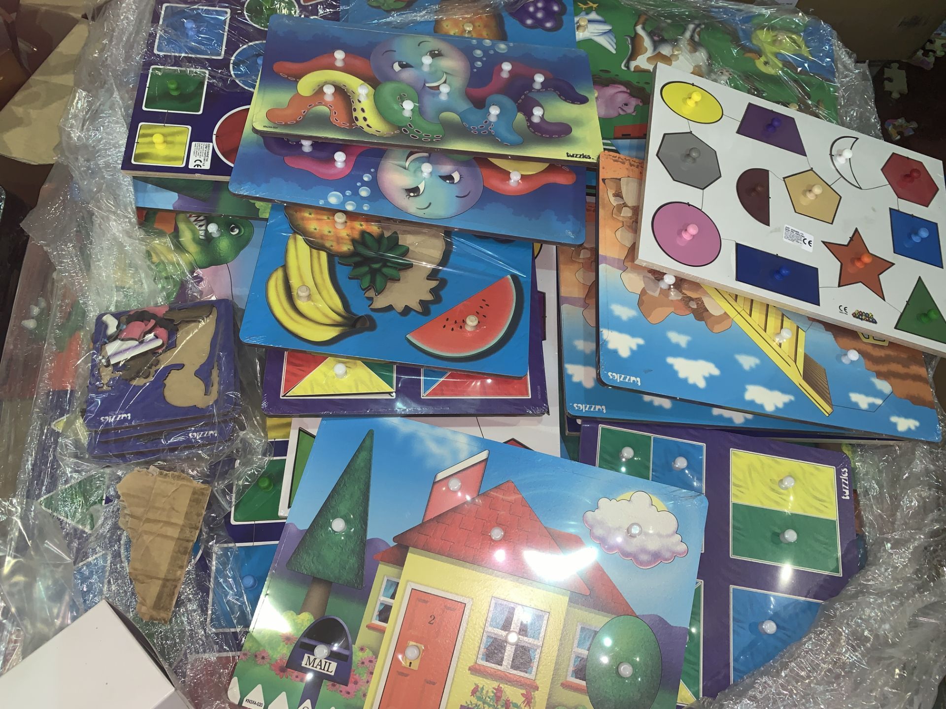 25 X BRAND NEW ASSORTED WOODEN PUZZLES (1543/27)