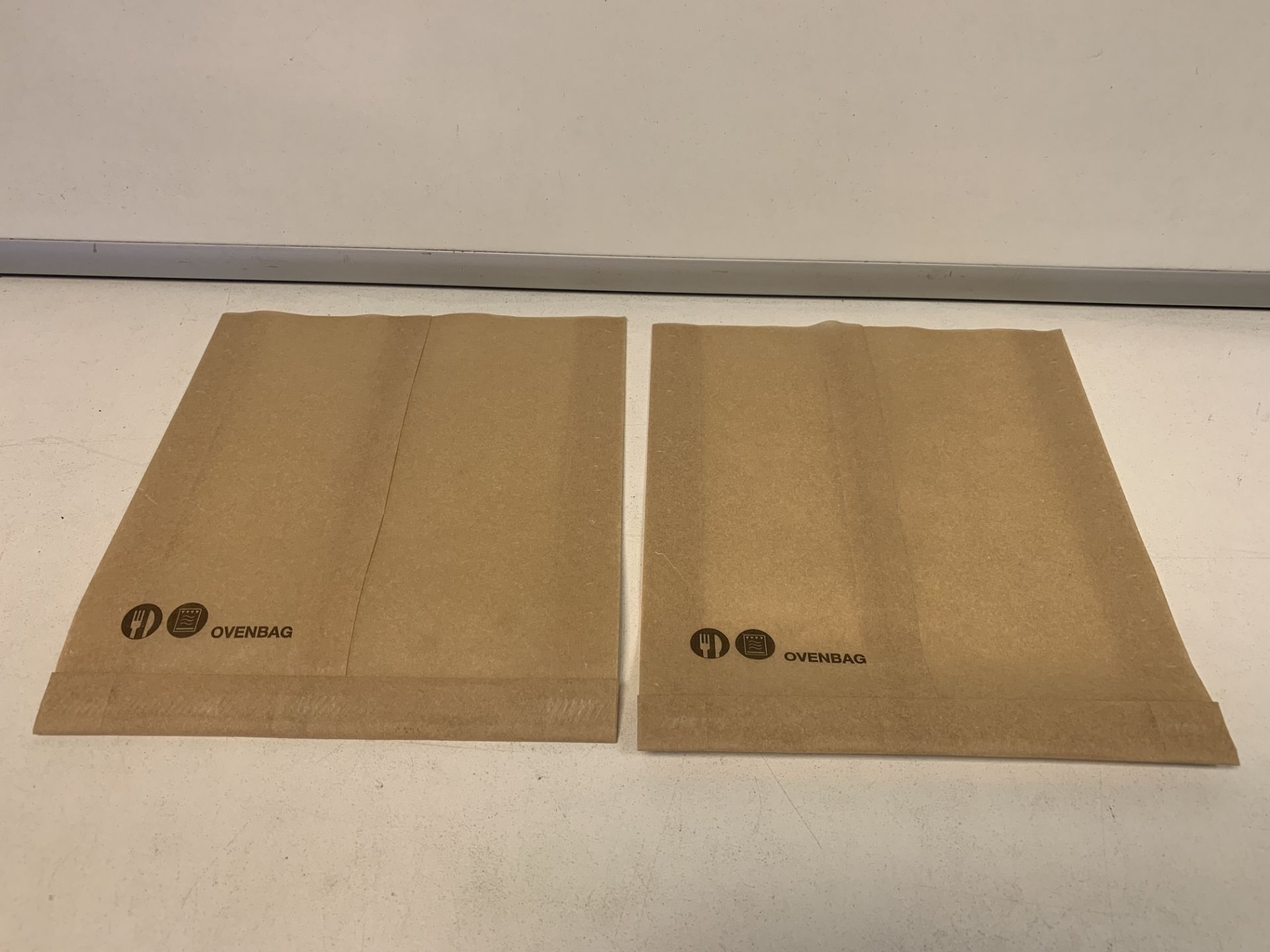 11 X BOXES OF 500 170 X 40 X 200MM OVEN BAGS (281/27)