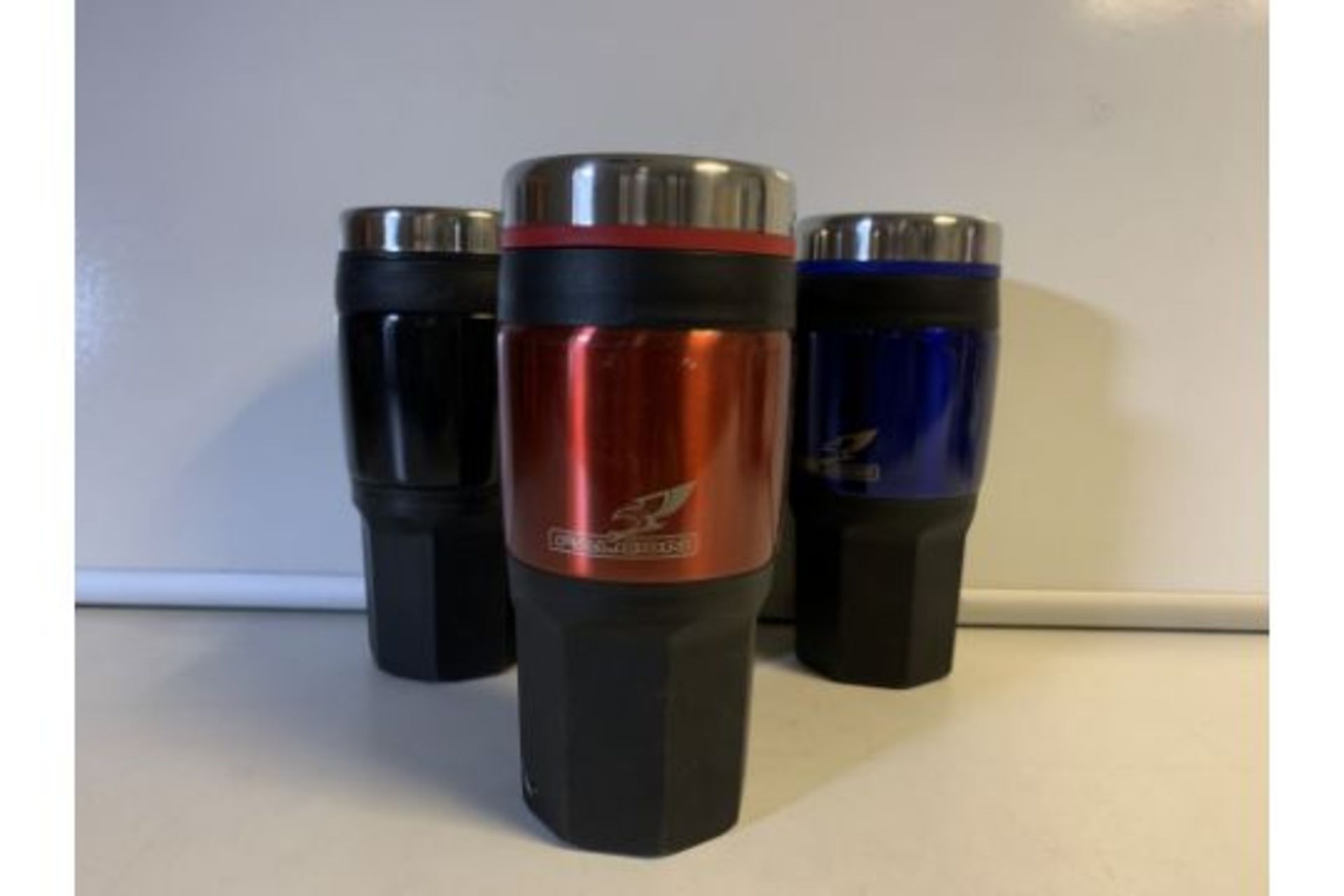 36 X NEW PACKAGED FALCON 16oz INSULATED TRAVEL MUGS. COLOURS MAY VARY
