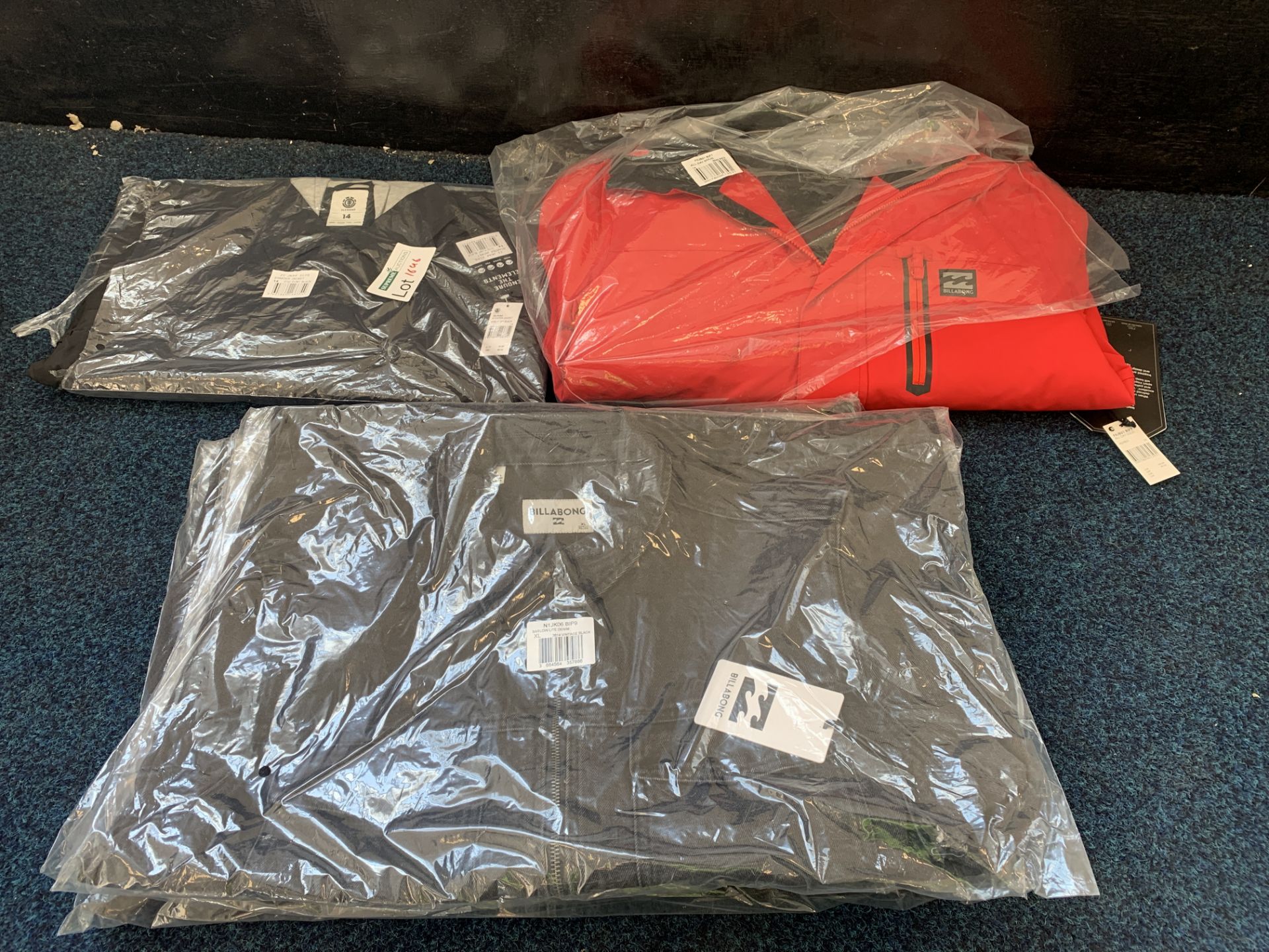 5 X BRAND NEW BILLABONG/ELEMENT JACKETS IN VARIOUS STYLES AND SIZES