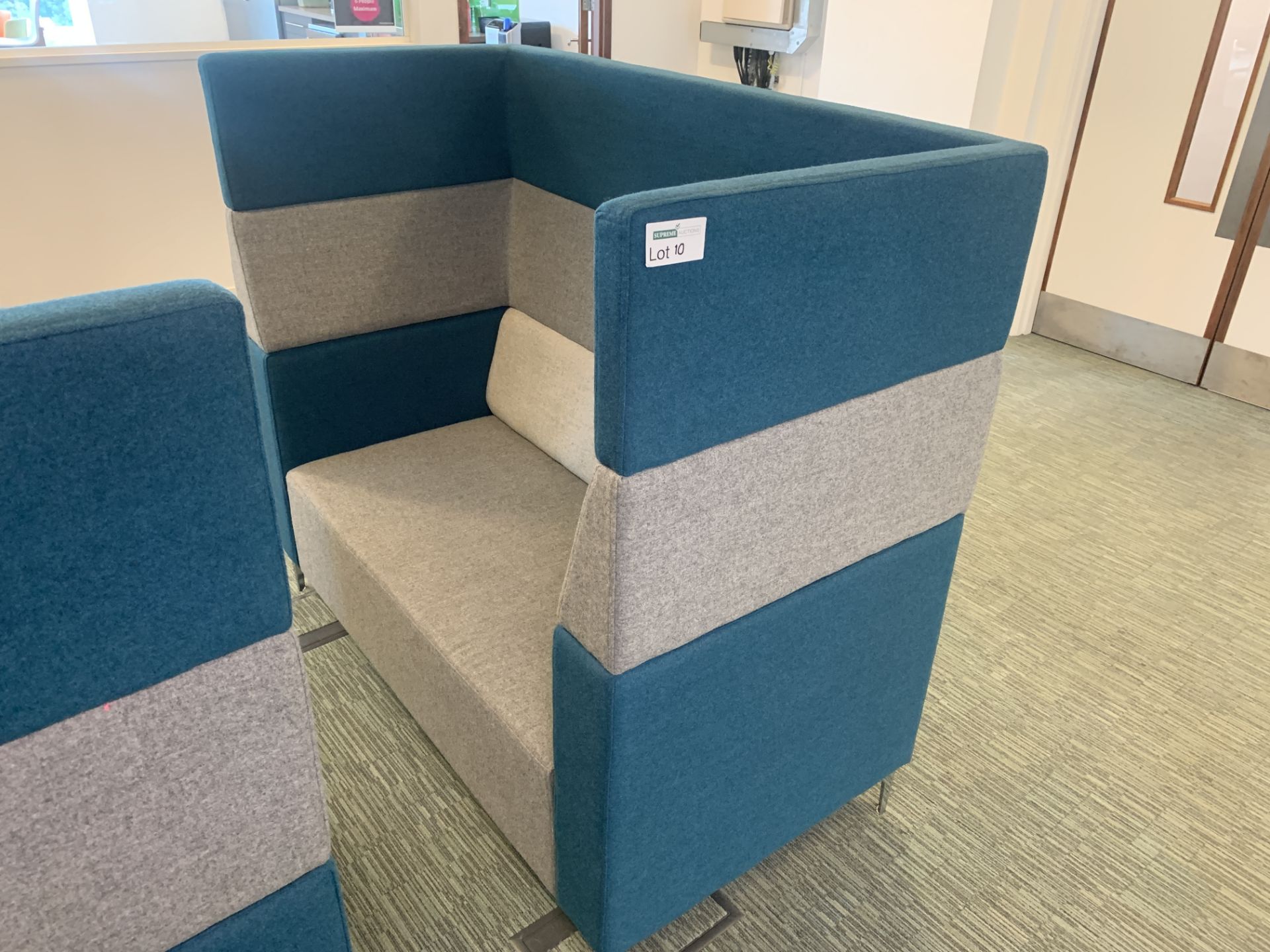 2 X LARGE MODERN FABRIC BOOTH SEATS - Image 2 of 2