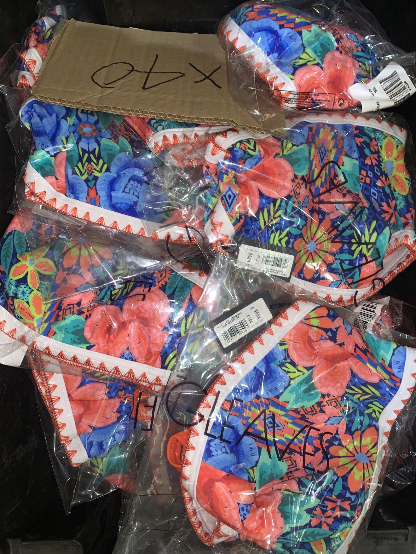 20 X BRAND NEW INDIVIDUALLY PACKAGED FIGLEAVES NAVY/CORAL TROPICAL FRIDA FLORAL UNDERWIRED BANDEAU