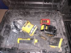 DEWALT DCG414T2-GB 54V 6.0AH LI-ION XR FLEXVOLT 5" BRUSHLESS CORDLESS ANGLE GRINDER COMES WITH