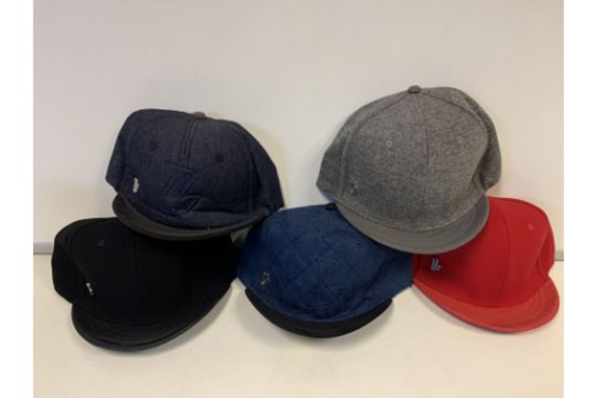 100 X BRAND NEW ASSORTED FASHION CAPS IN VARIOUS STYLES AND SIZES