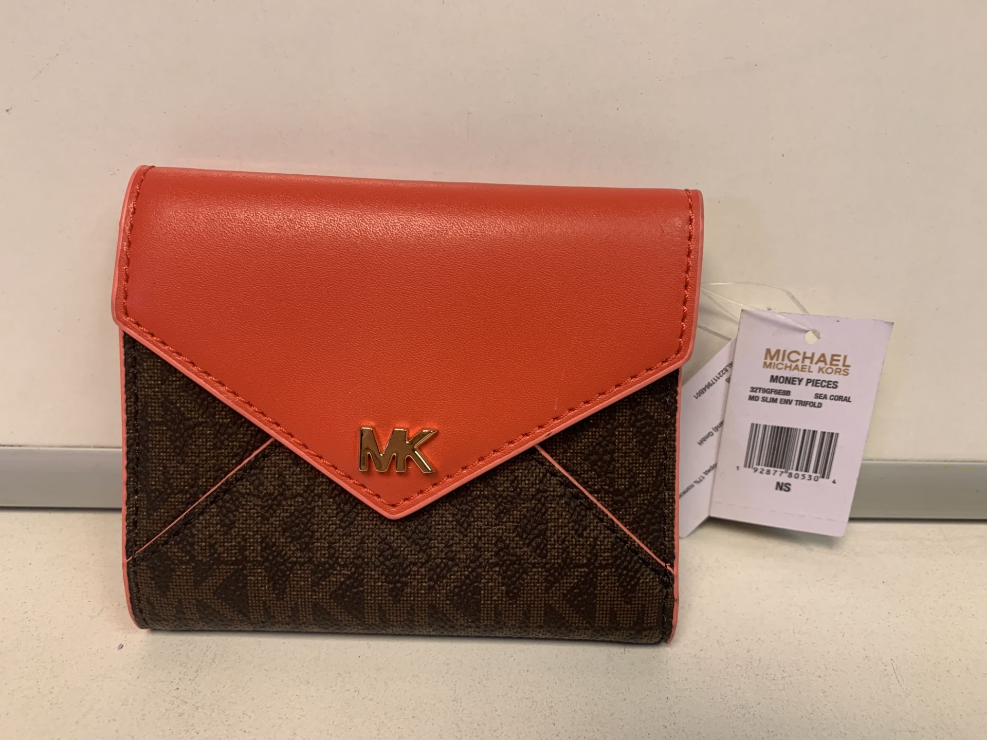 BRAND NEW MICHAEL KORS MONEY PIECES SEA CORAL MEDIUM SLIM ENVELOPE TRIFOLD PURSE (5304) RRP £119 O