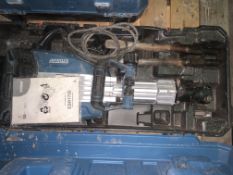 ERBAUER EBR1750 15.4KG HEX SHANK ELECTRIC BREAKER 220-240V COMES WITH CARRY CASE (UNCHECKED,