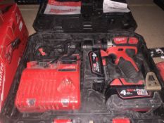 MILWAUKEE M18 BPDN-402C 18V 4.0AH LI-ION REDLITHIUM CORDLESS COMBI DRILL COMES WITH 2 BATTERIES,