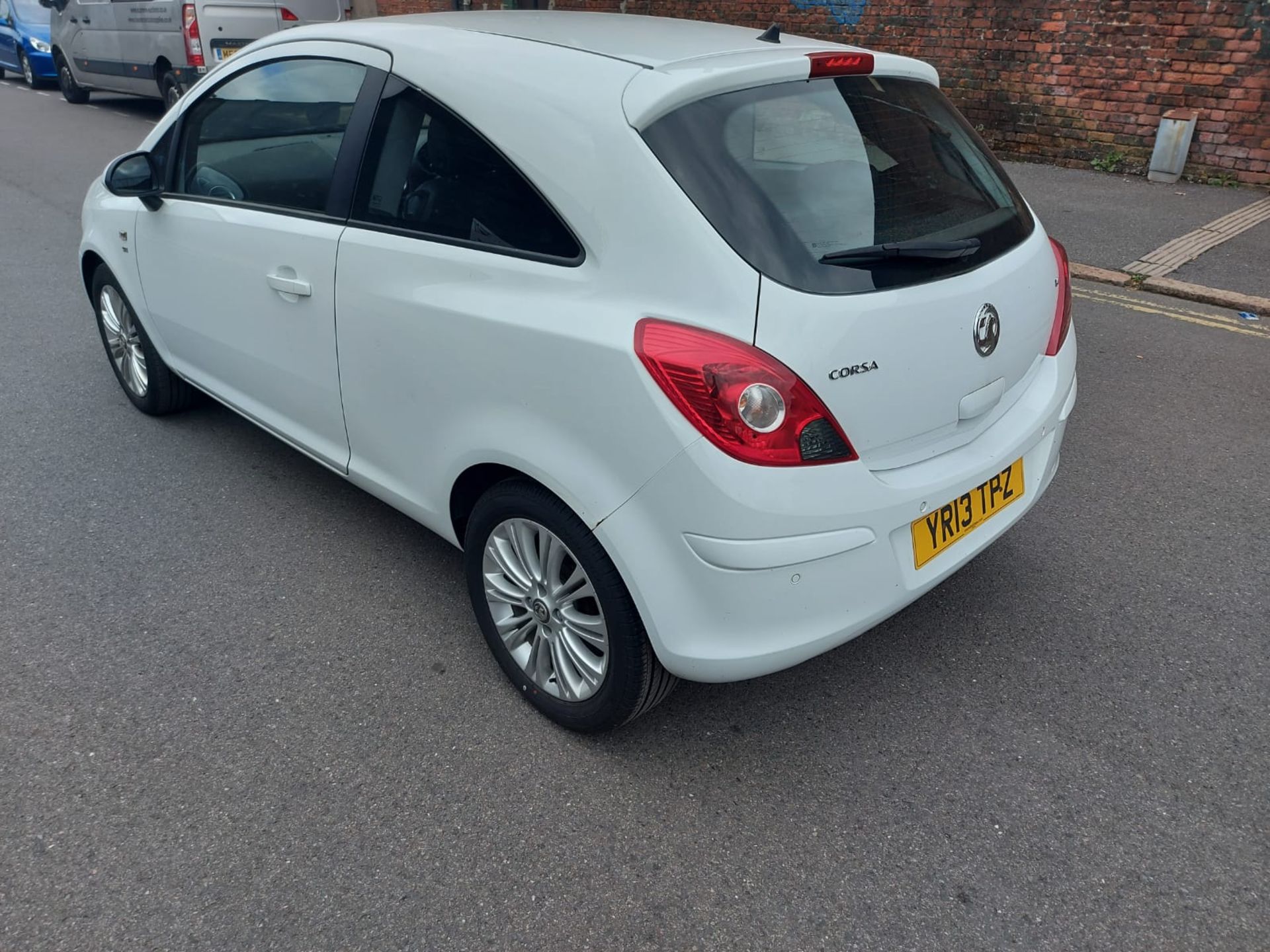 YR13 TPZ VAUXHALL CORSA SE 3 DOOR Date registered:15 May 2013   COMPLETE WITH ALLOY WHEELS, CD - Image 3 of 7