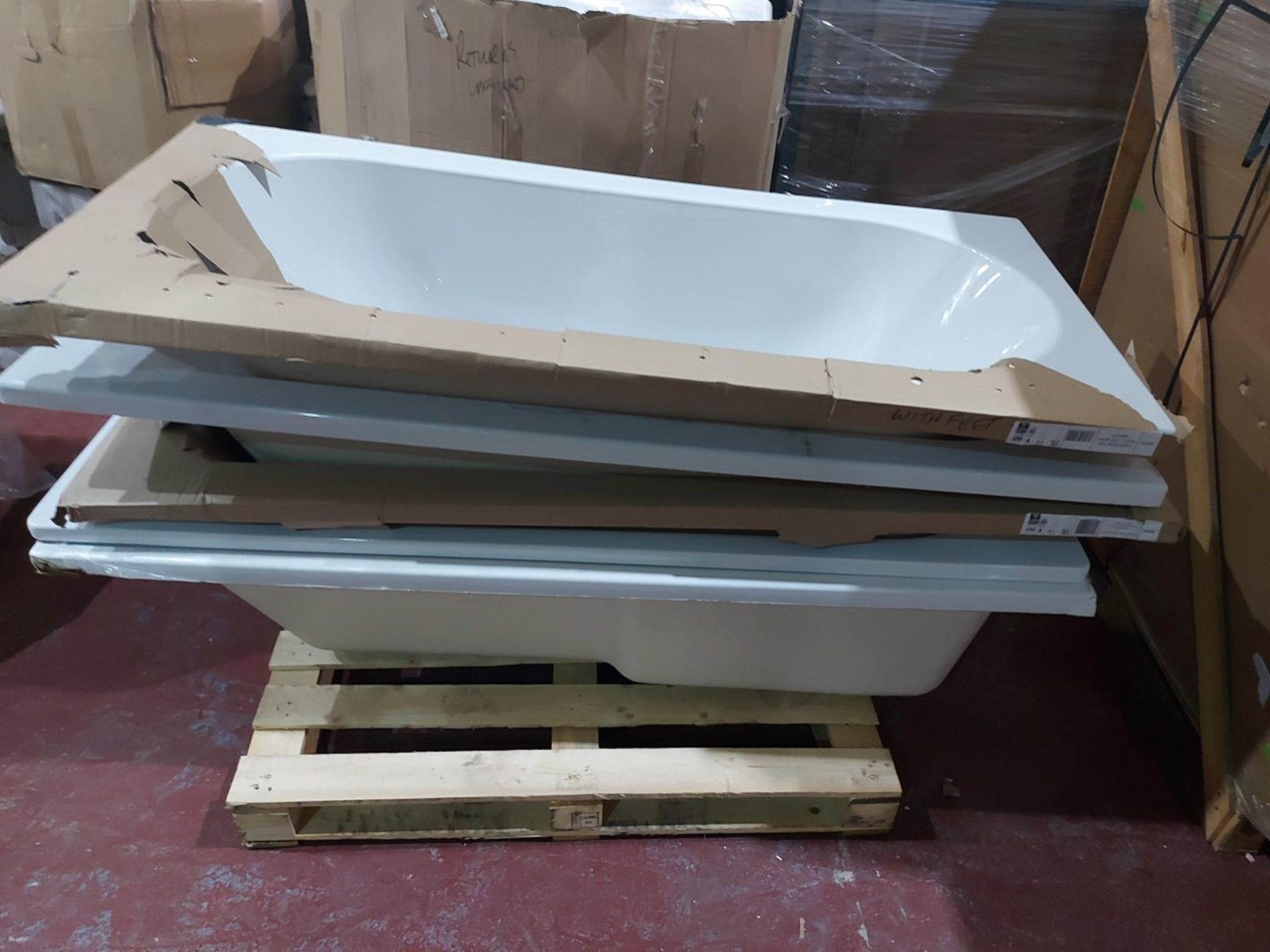 (W5) PALLET TO CONTAIN 5 x ASSORTED BATH TUBS TO INCLUDE SQUARE AND ROUND. ORIGINAL RRP CIRCA £1, - Image 2 of 2