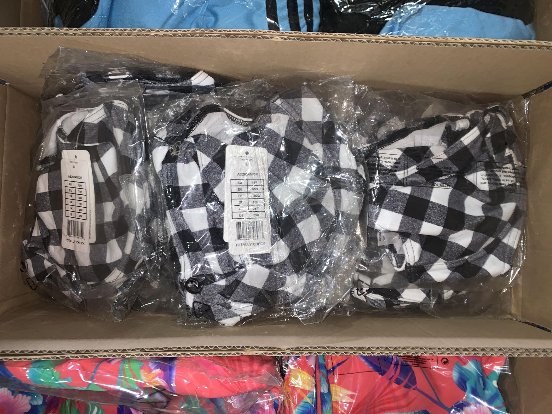 20 X BRAND NEW INDIVIDUALLY PACKAGED FREYA TOTALLY CHECK SWIM TOPS AS2924MOM (SIZES MAY VARY)