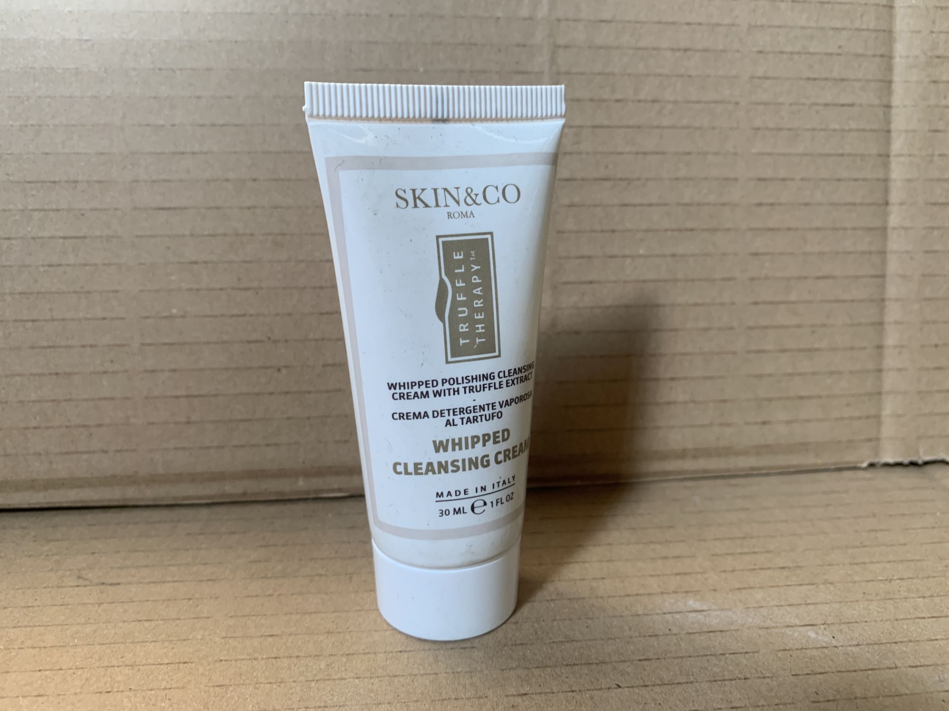 600 X BRAND NEW SKIN AND CO 30ML WHIPPED CLEANSING CREAMS