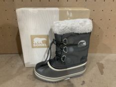 (NO VAT) 3 X BRAND NEW SOREL YOOT BOOTS SIZE J1