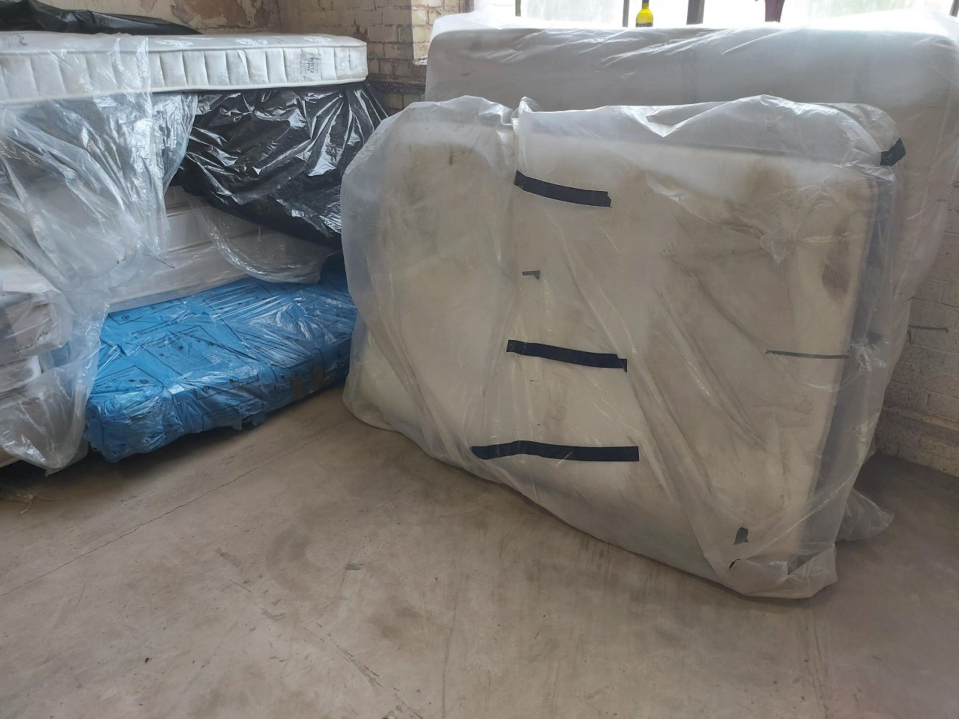 10 X ASSORTED CUSTOMER RETURNED MATTRESSES. VARIOUS STYLES & SIZES ORIGINAL RRP VALUE CIRCA £2,500.