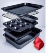 2 X NEW BOXED SCOTT & WHITE 9 PIECE EASY STORE BAKEWARE SET. RRP £89.99 EACH. THE 9 PIECE NON-STICK,