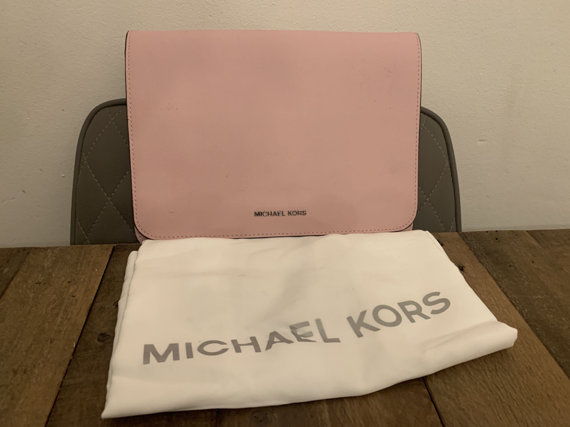 BRAND NEW MICHAEL KORS PENNY SOFT PINK MULTI MEDIUM CROSSBODY BAG (9180) RRP £219 B-2