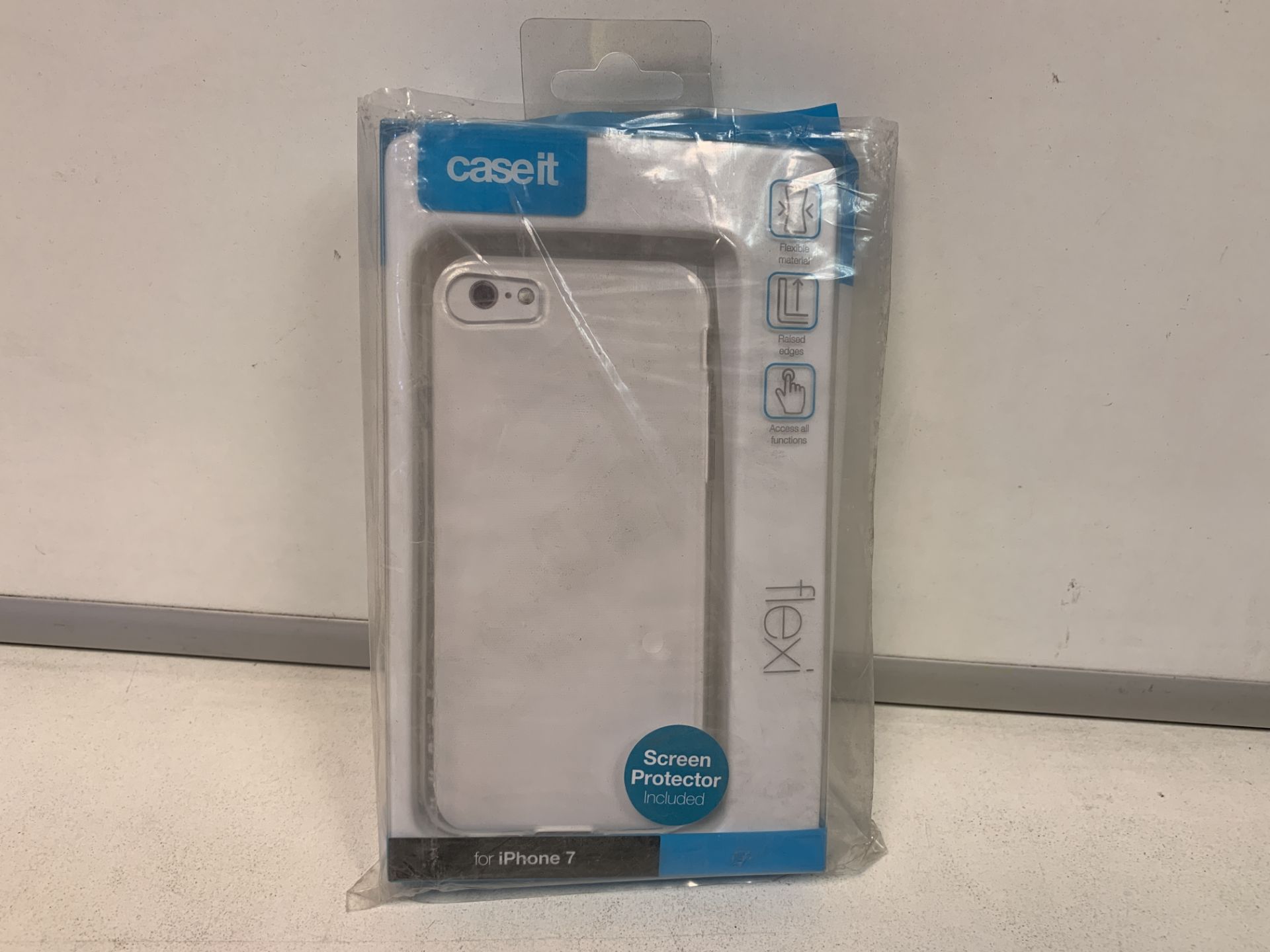 43 X BRAND NEW CASE IT SCREEN PROTECTORS