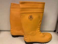 20 X BRAND NEW PAIRS OF WELLINGTON BOOTS SIZE 42