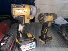 2 X DEWALT CORDLESS IMPACT DRIVERS COMES WITH 1 BATTERY (UNCHECKED, UNTESTED)