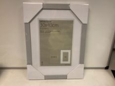 20 x NEW PACKAGED 30x40CM LUXURY PHOTO FRAMES. RRP £25 EACH