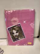 30 X BRAND NEW BRATZ CURTAIN SETS 168 X 137CM