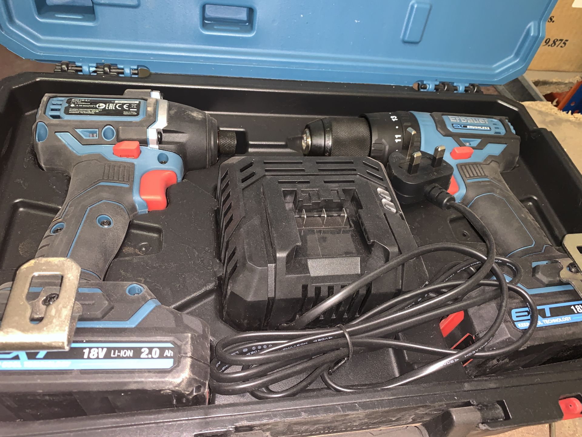 ERBAUER TWIN PACK COMBI DRILL AND IMPACT DRIVER COMES WITH 2 X BATTERIES, CHARGER AND CARRY CASE (