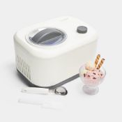 Ice Cream Maker With Compressor.  Make your own gelato, sorbet or frozen yoghurt from your