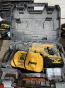 DEWALT DCH033 3KG 18V 4.0AH LI-ION XR BRUSHLESS CORDLESS SDS PLUS DRILL COMES WITH BATTERY,