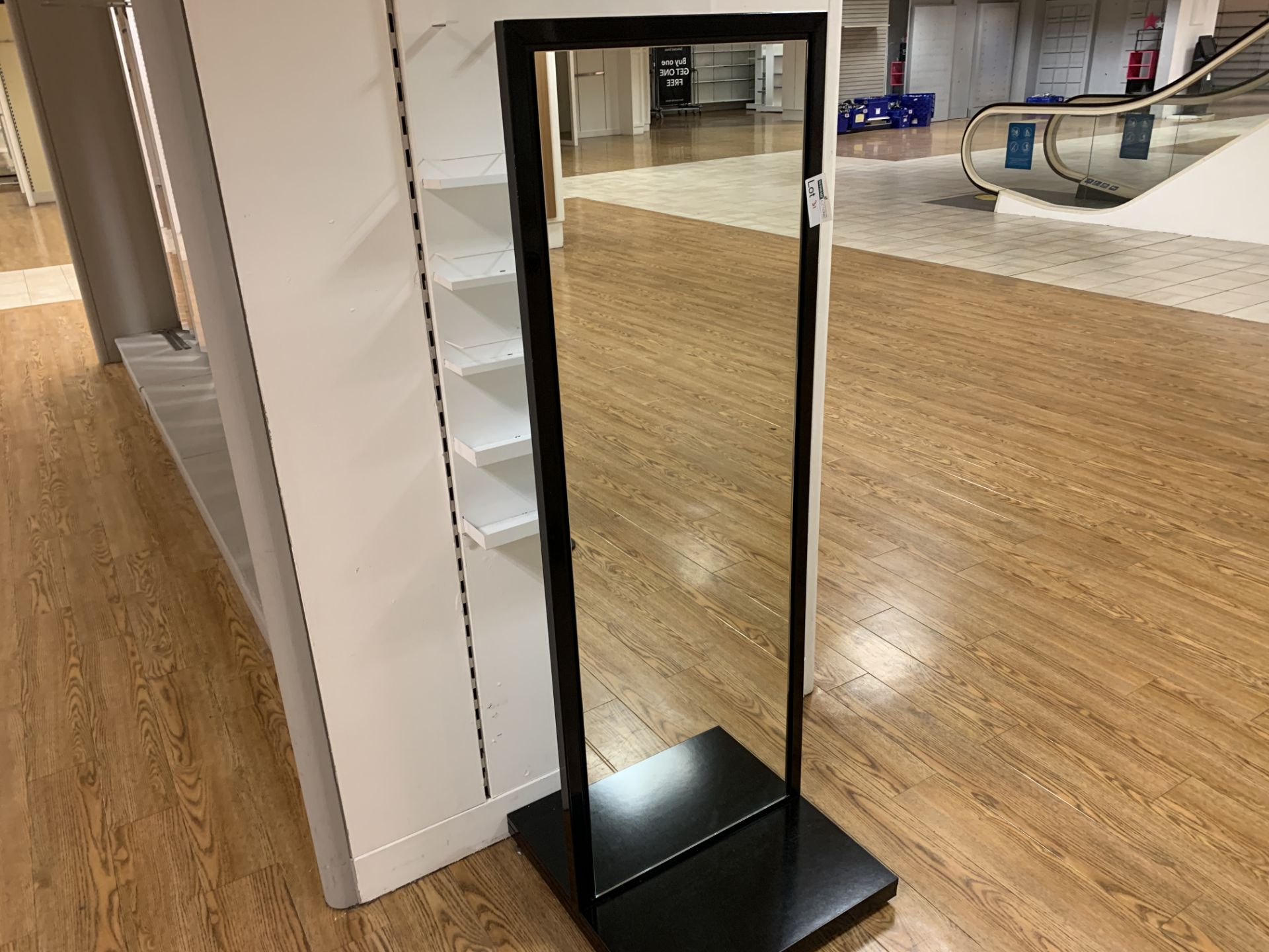 FREESTANDING DOUBLE SIDED MIRROR