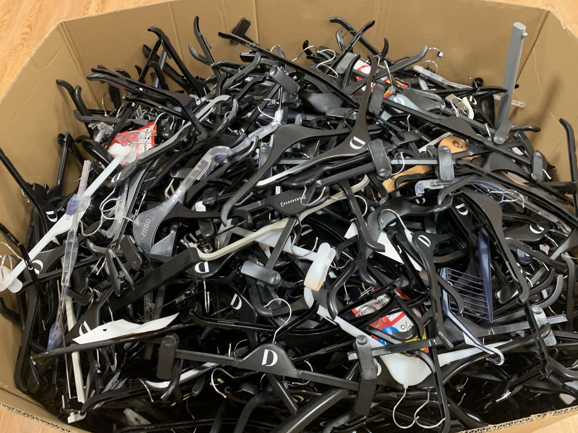 2 X TUBS OF A LARGE QUANTITY OF COAT HANGERS - Image 2 of 2