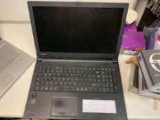 TOSHIBA SATELLITE PRO R50 LAPTOP, INTEL CORE i3-4005U 1.7 GHZ, WINDOWS 10, 320GB HDD WITH CHARGER