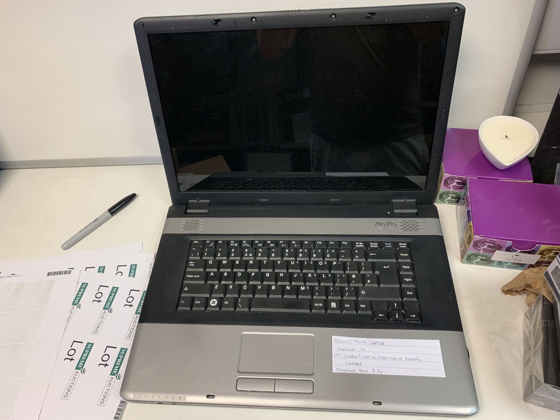 ADVENT 9117 LAPTOP, WINDOWS 10, 17" SCREEN ( LINE ON RIGHT SLOT OF SCREEN ) WITH CHARGER