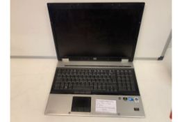 HP ELITEBOOK 8730W LAPTOP, INTEL T9600, 2.8GHZ, 17 INCH SCREEN, 320GB HARD DRIVE WITH CHARGER (62)