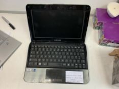 SAMSUNG NF210 LAPTOP, WINDOWS 10, 250GB HDD WITH CHARGER