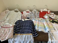 (NO VAT) 12 PIECE ASSORTED CHILDRENS HIGH END CLOTHING LOT INCLUDING SARAH LOUISE, BOBOLI ETC APPROX