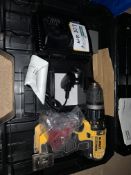 DEWALT DCD785P2T-SFGB 18V 5.0AH LI-ION XR CORDLESS COMBI-HAMMER DRILL COMES WITH CHARGER AND CARRY
