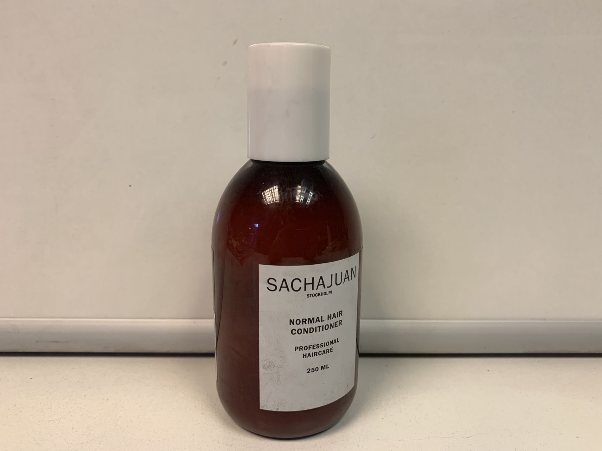 15 X BRAND NEW SACHAJUAN NORMAL HAIR CONDITIONER 250ML RRP £25 EACH