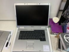 DELL INSPIRON 9300 LAPTOP, 17" SCREEN, NO O/S, WITH CHARGER (14)